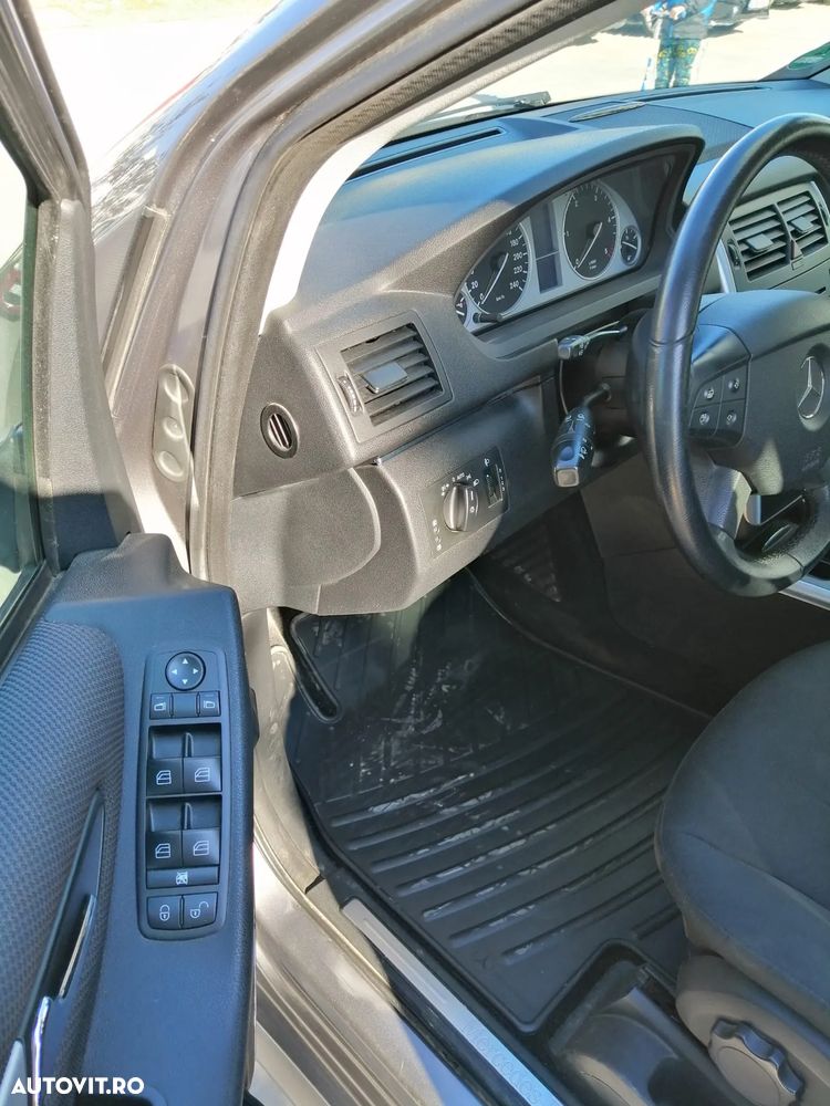 Mercedes-Benz B 180 CDI - 4