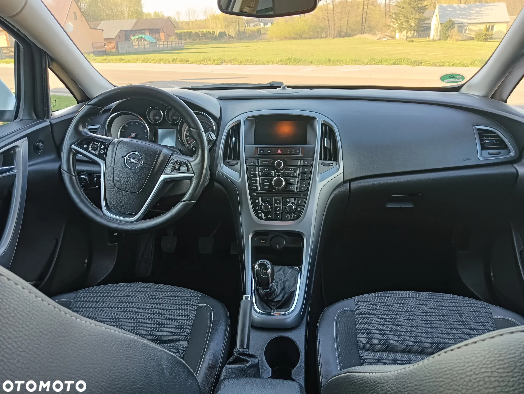 Opel Astra 1.4 Turbo Design Edition - 12