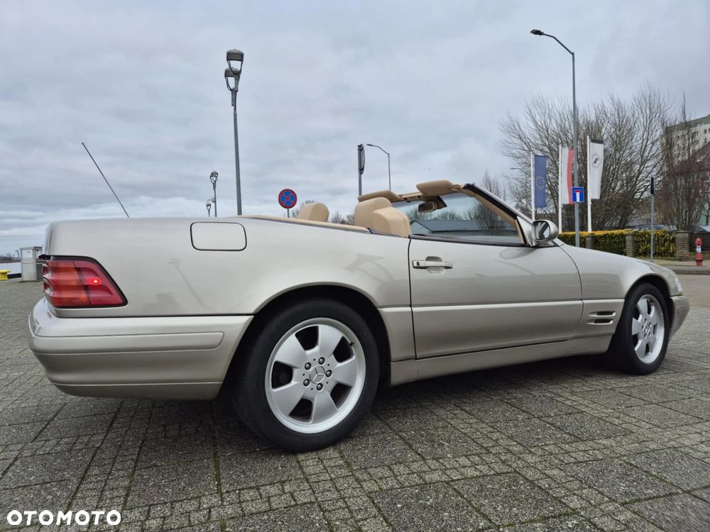 Mercedes-Benz SL 500 - 22