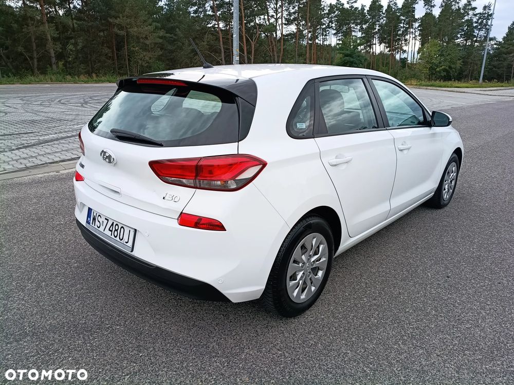 Hyundai i30 1.4 Classic + - 3
