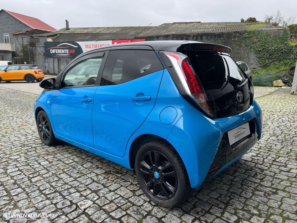 Toyota Aygo 1.0 X-Cite+TSS - 4