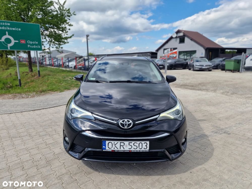 Toyota Avensis 2.0 D-4D Selection - 4