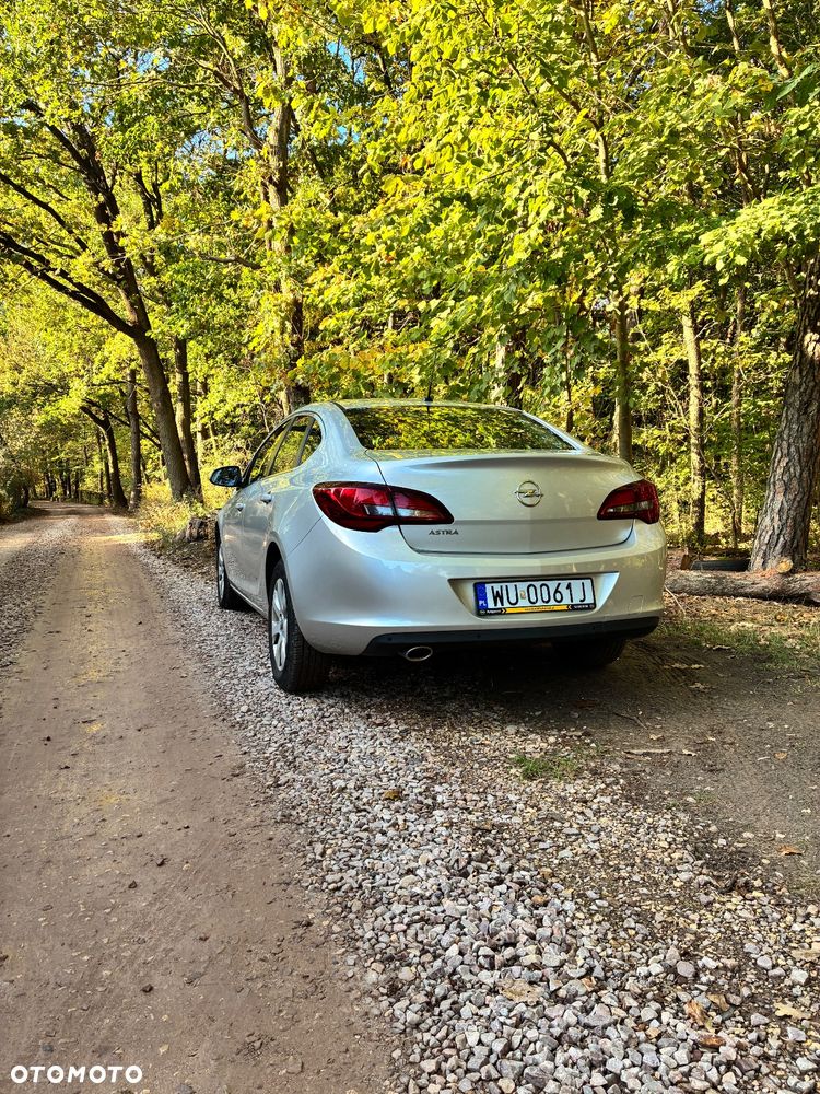 Opel Astra - 3