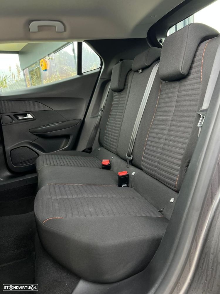 Peugeot 2008 1.5 BlueHDi Active Pack - 11