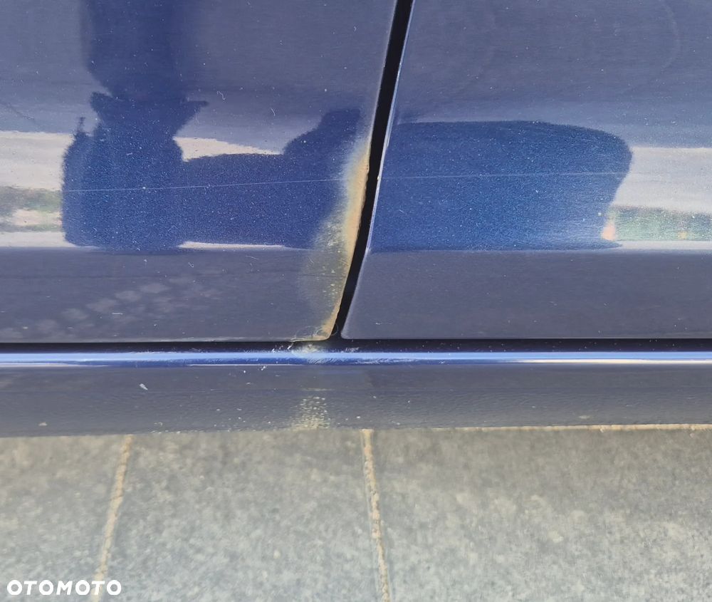 Volkswagen Golf 1.9 TDI DPF Comfortline - 29