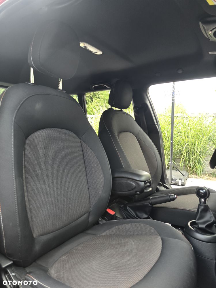 MINI Cooper Essential Trim - 29