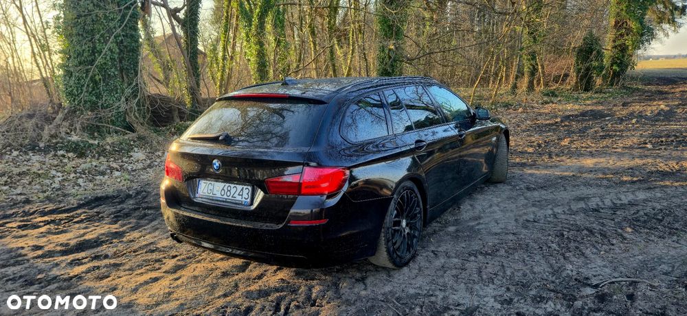 BMW Seria 5 520d - 5