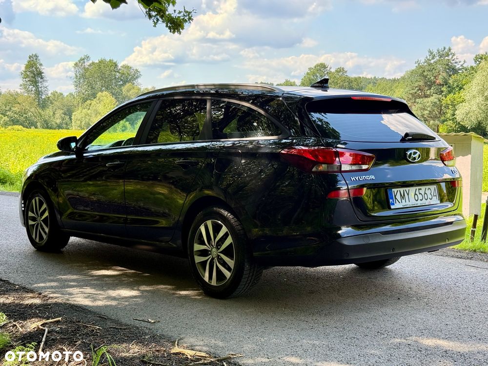 Hyundai i30 1.6 D Comfort DCT - 7
