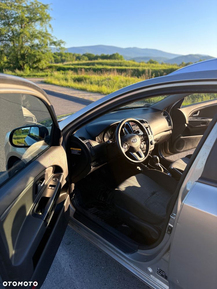 Kia Ceed 1.4 Comfort - 13