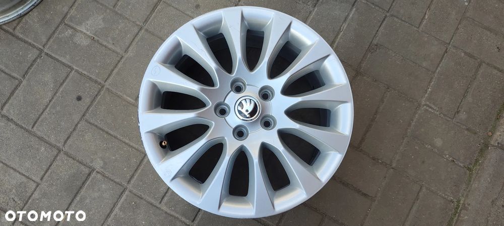 FELGI ALUMNIOWE 5x112 7.5Jx17 CALI ET49 3T0601025G SKODA OCTAVIA SUPERB YETI AUDI SEAT SKODA KOMPLET 4 SZTUKI - 6
