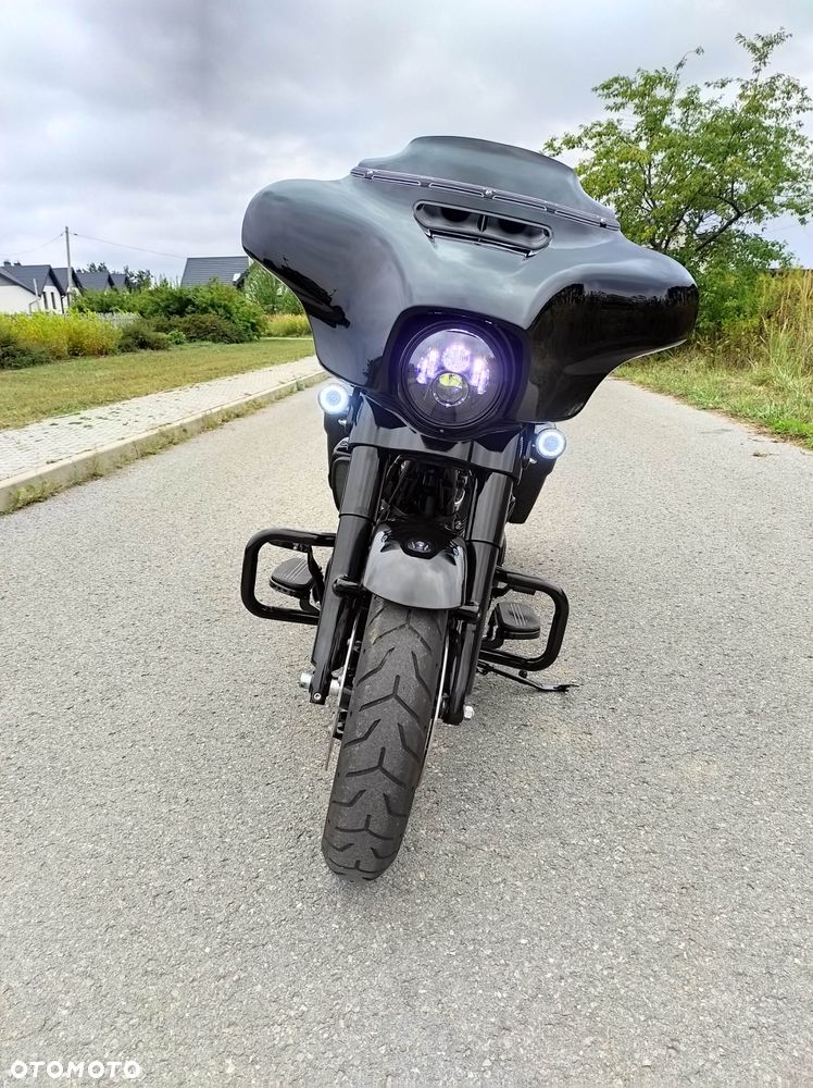 Harley-Davidson Touring Street Glide - 3