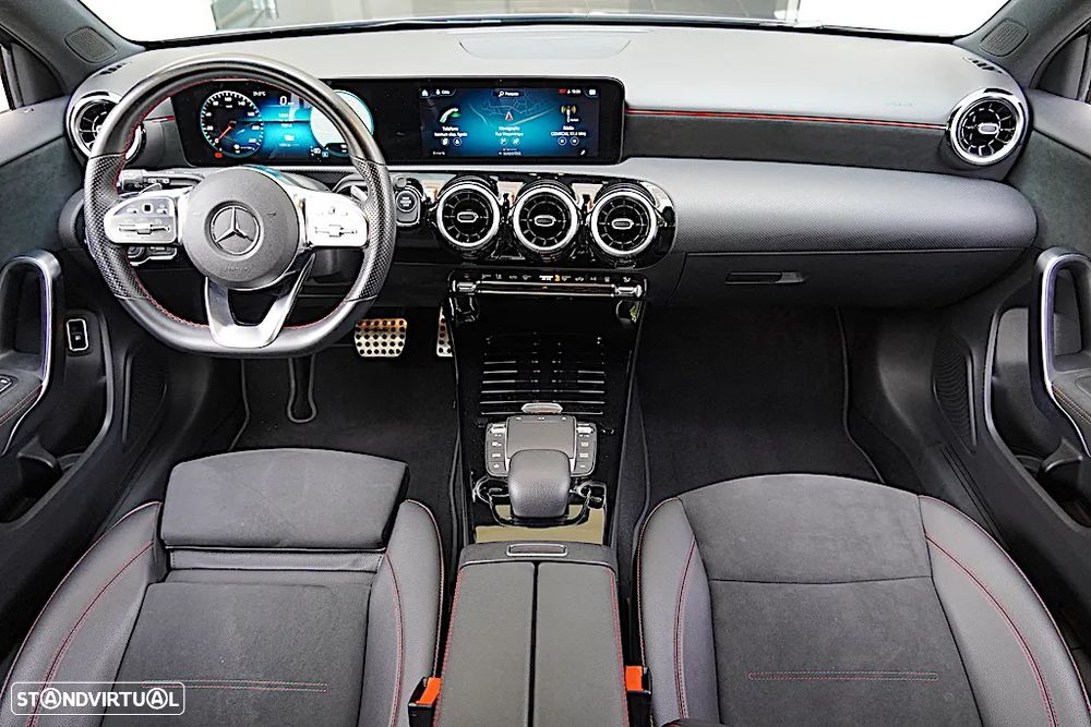 Mercedes-Benz A 250 e AMG Line - 27