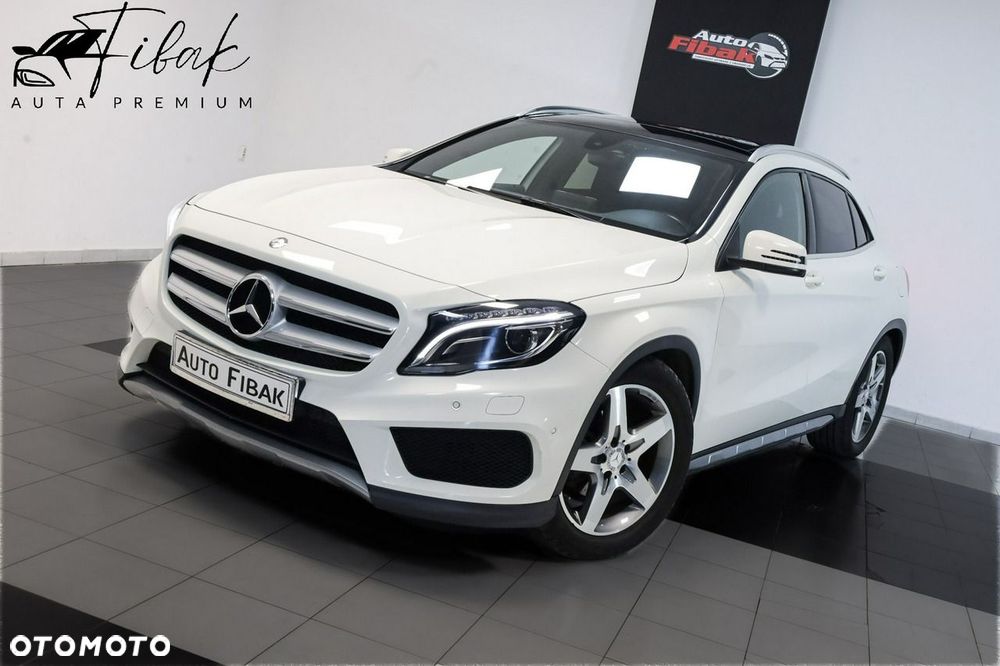 Mercedes-Benz GLA 200 7G-DCT AMG Line - 1