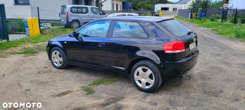 Audi A3 3-drzwiowe 1.6 Ambiente - 18