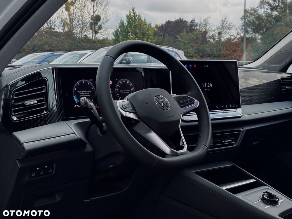 Volkswagen Tiguan - 5