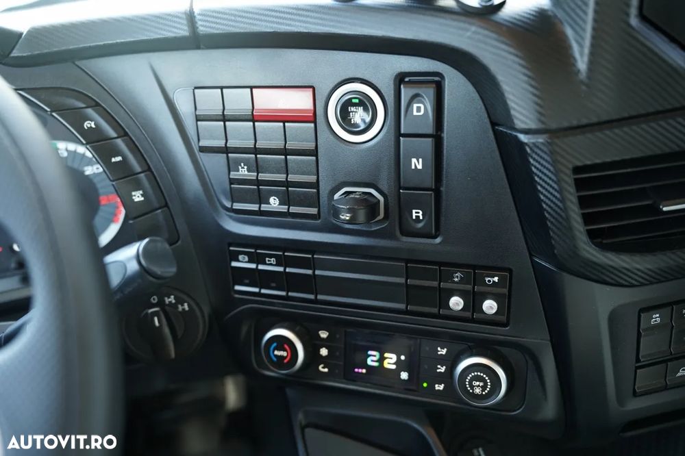 Iveco X-WAY 480 / 8x4 / BASCULANTĂ CU DESCĂRCARE SPATE - 5,6 M / OBOR ȚI SPATE HIDRAULIC / ANVELOPE NOI (PROFIL 100%) / EURO 6 - 31