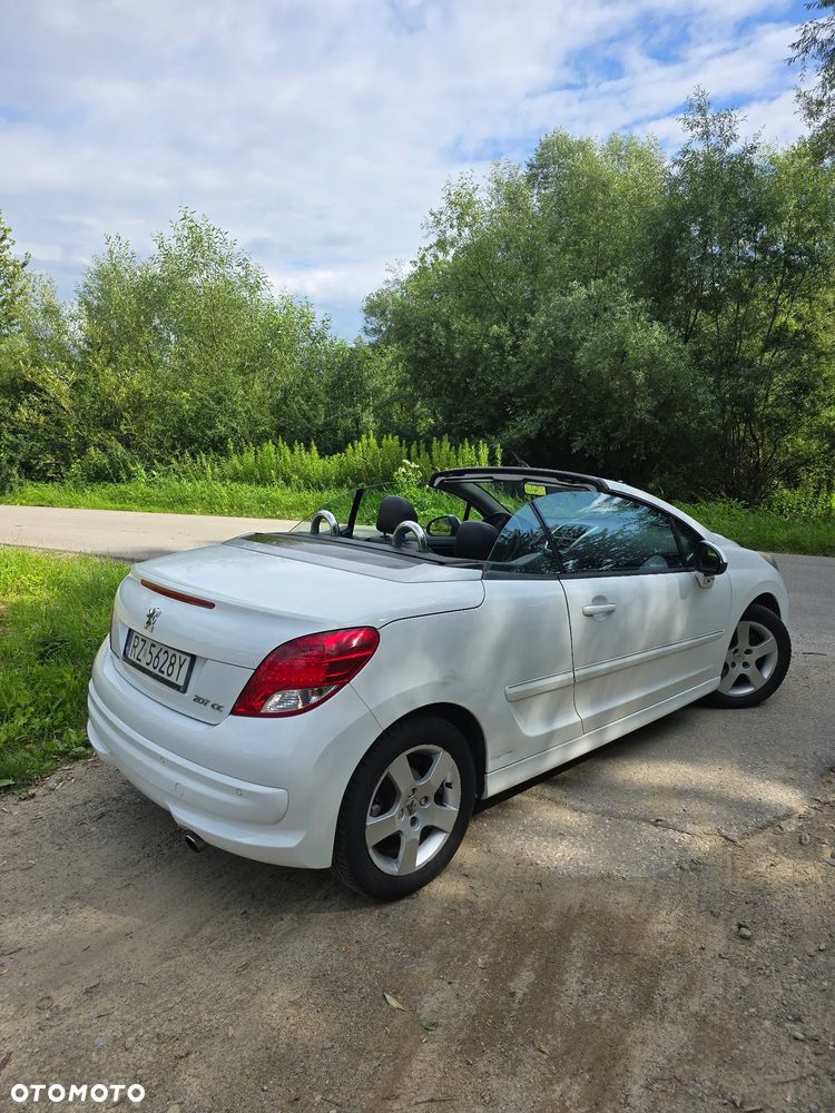 Peugeot 207 CC 155 THP Active - 4