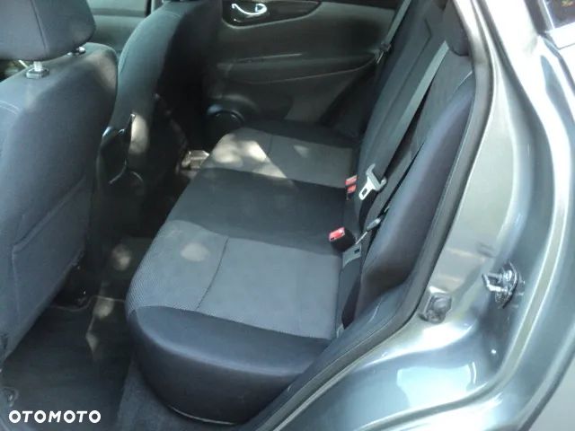 Nissan Qashqai - 12