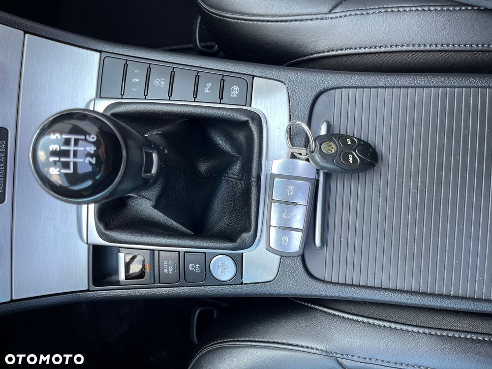 Volkswagen Passat Variant 2.0 TDI Highline - 27