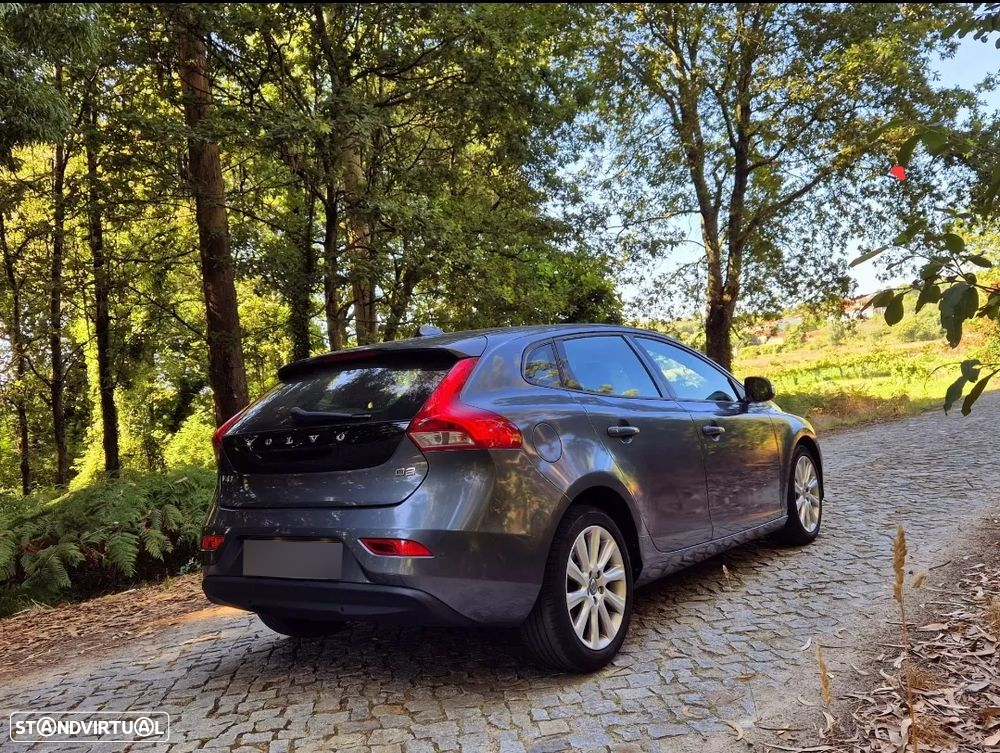 Volvo V40 1.6 D2 R-Design Momentum Powershift - 17