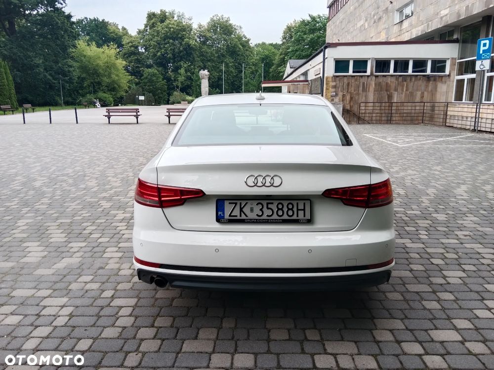 Audi A4 Limousine 1.4 TFSI Sport S tronic - 7