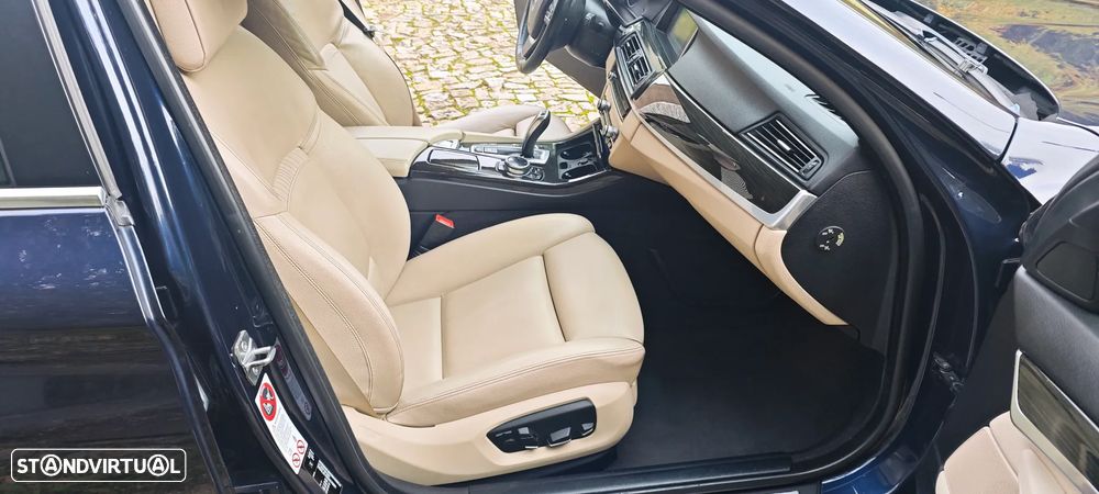 BMW 520 d xDrive Line Luxury Auto - 8