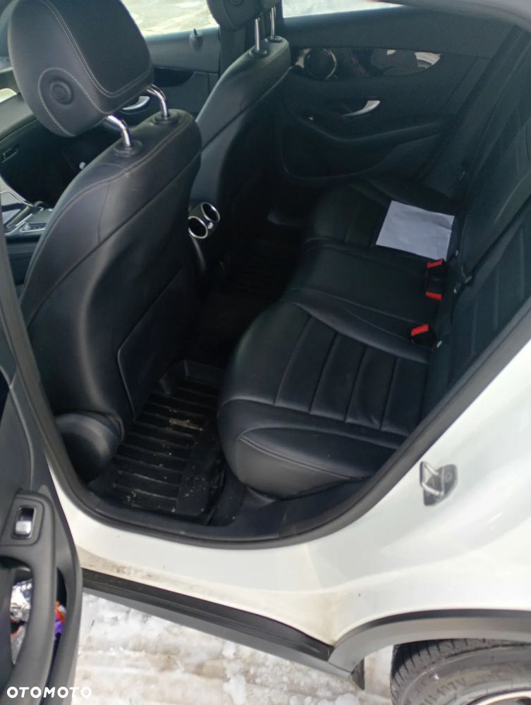 Mercedes-Benz GLC 220 d - 10