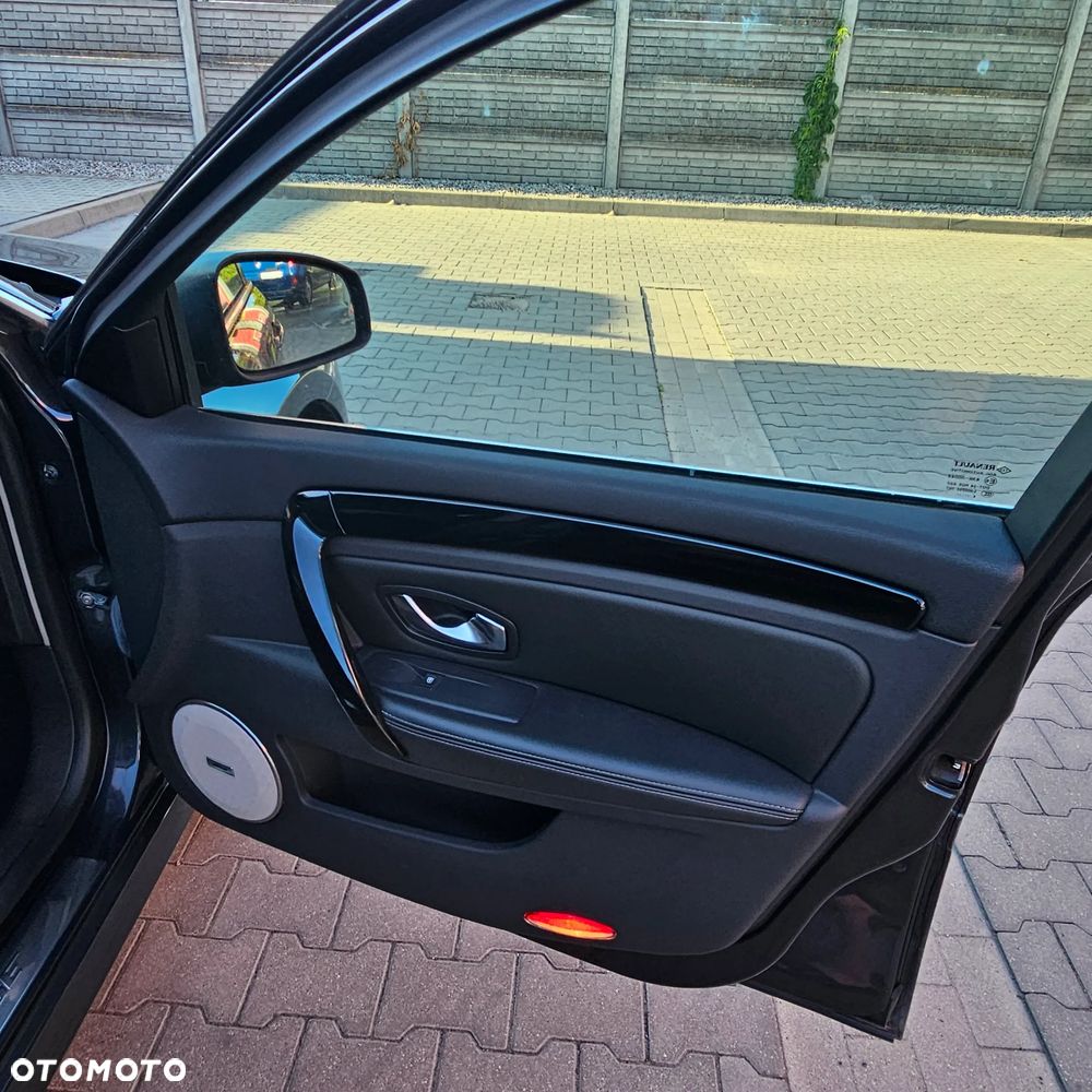 Renault Laguna dCi 150 FAP Bose - 23