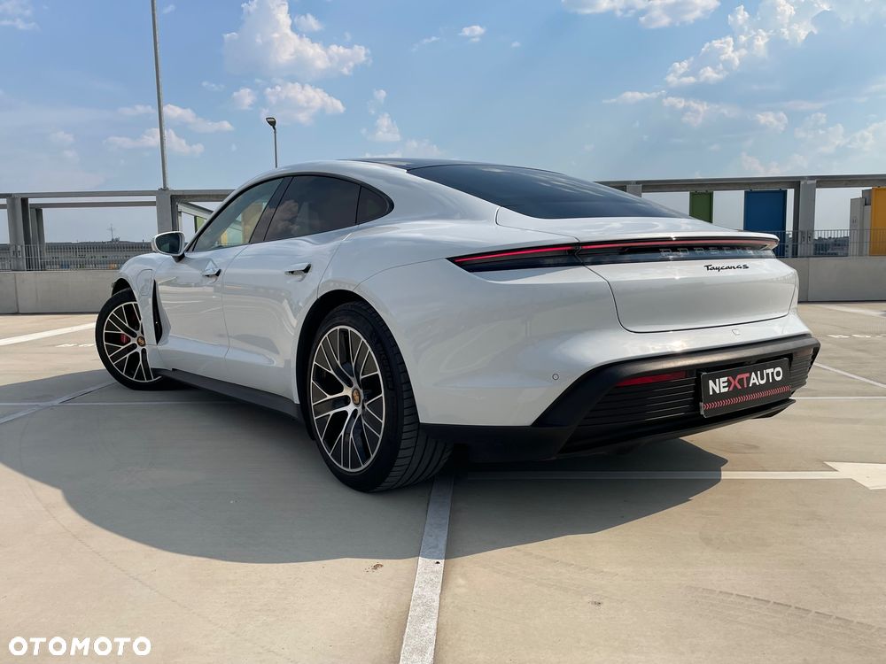 Porsche Taycan 4S Performance Plus - 9
