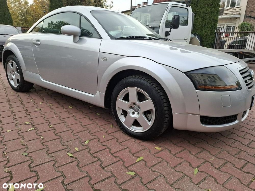 Audi TT Coupé - 8
