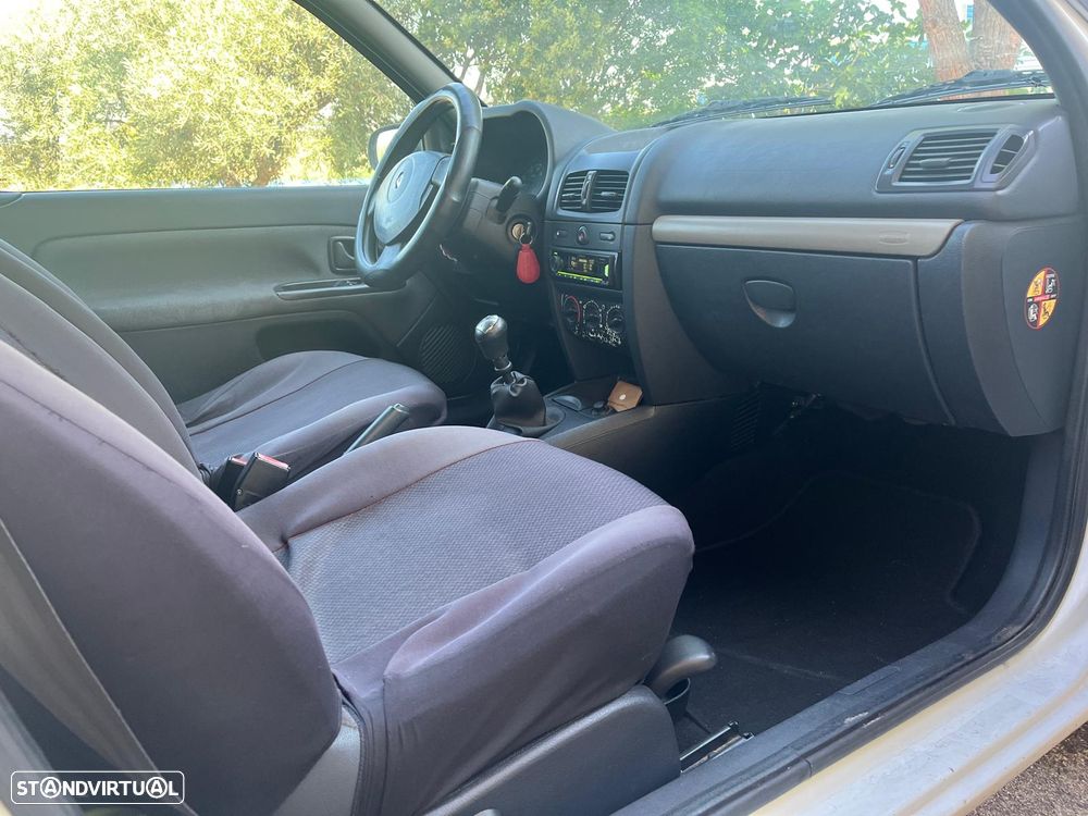 Renault Clio 1.5 dCi Pack - 5