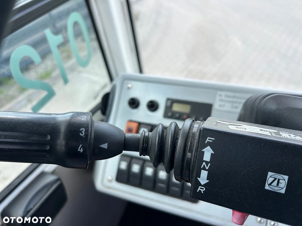 Mafi T225D 2018 / CIĄGNIK TERMINALOWY / TERBERG / KAMAG - 11