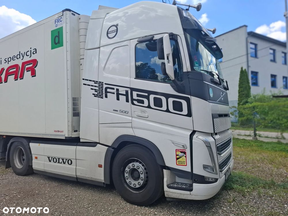 Volvo - 3