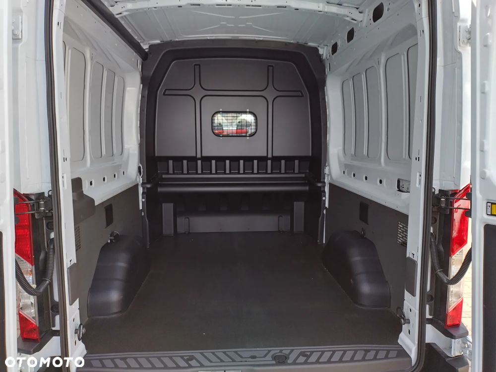 Ford Transit V363 - 4