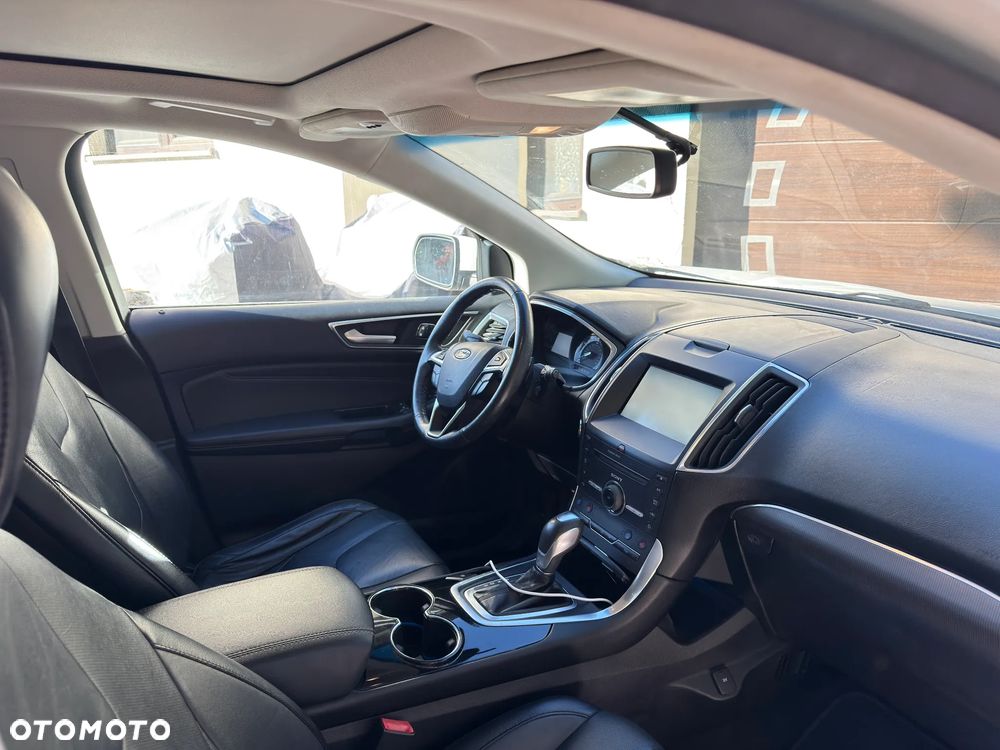Ford Edge - 10