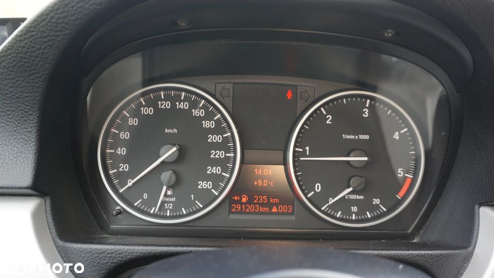 BMW Seria 3 320d xDrive - 26