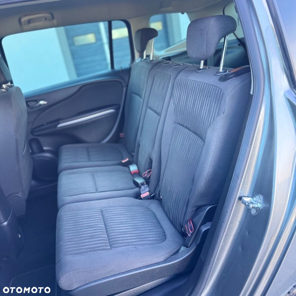 Opel Zafira - 23