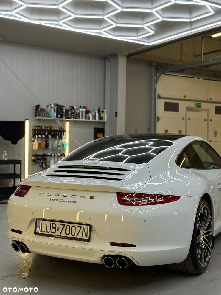 Porsche 911 Carrera PDK - 3