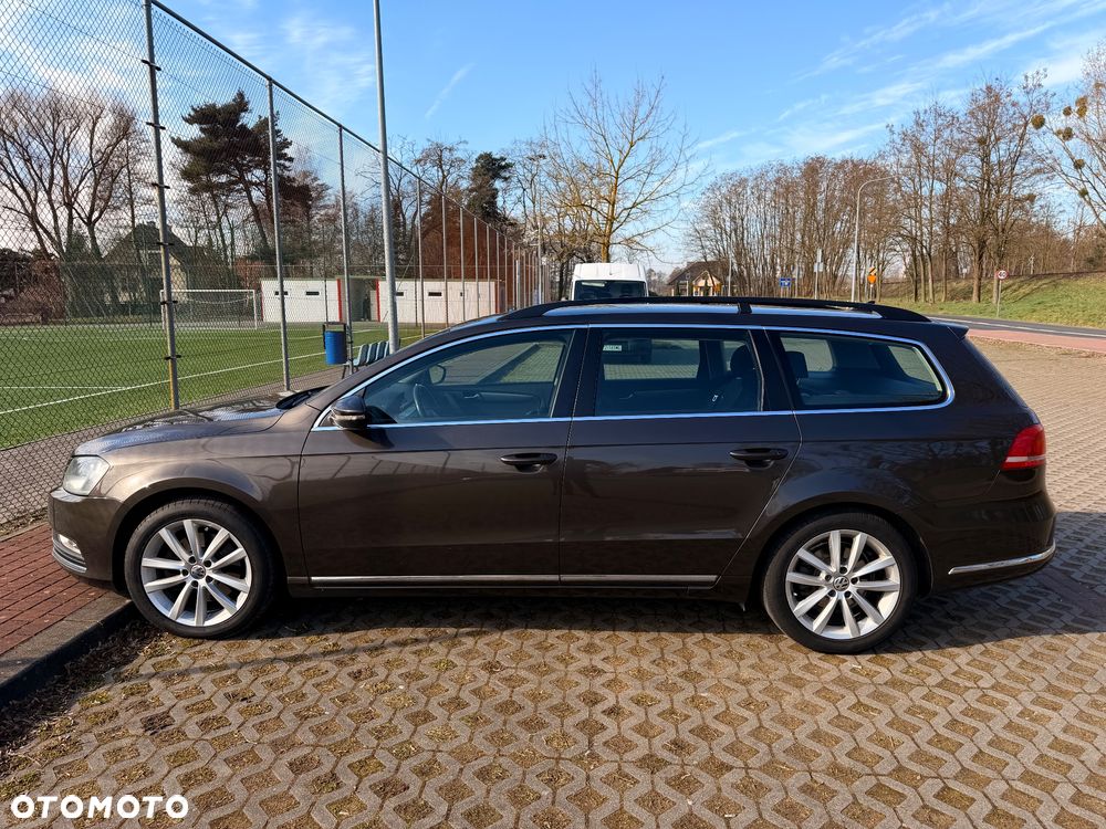 Volkswagen Passat 1.6 TDI Comfortline - 36