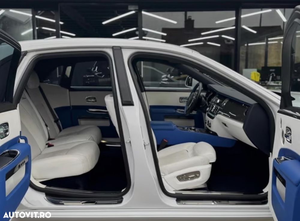 Rolls-Royce Ghost - 7