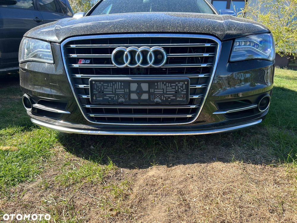 Zderzak S8 D4 przedlift - 1