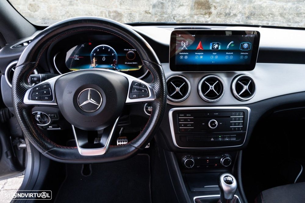Mercedes-Benz CLA 180 d AMG Line - 25