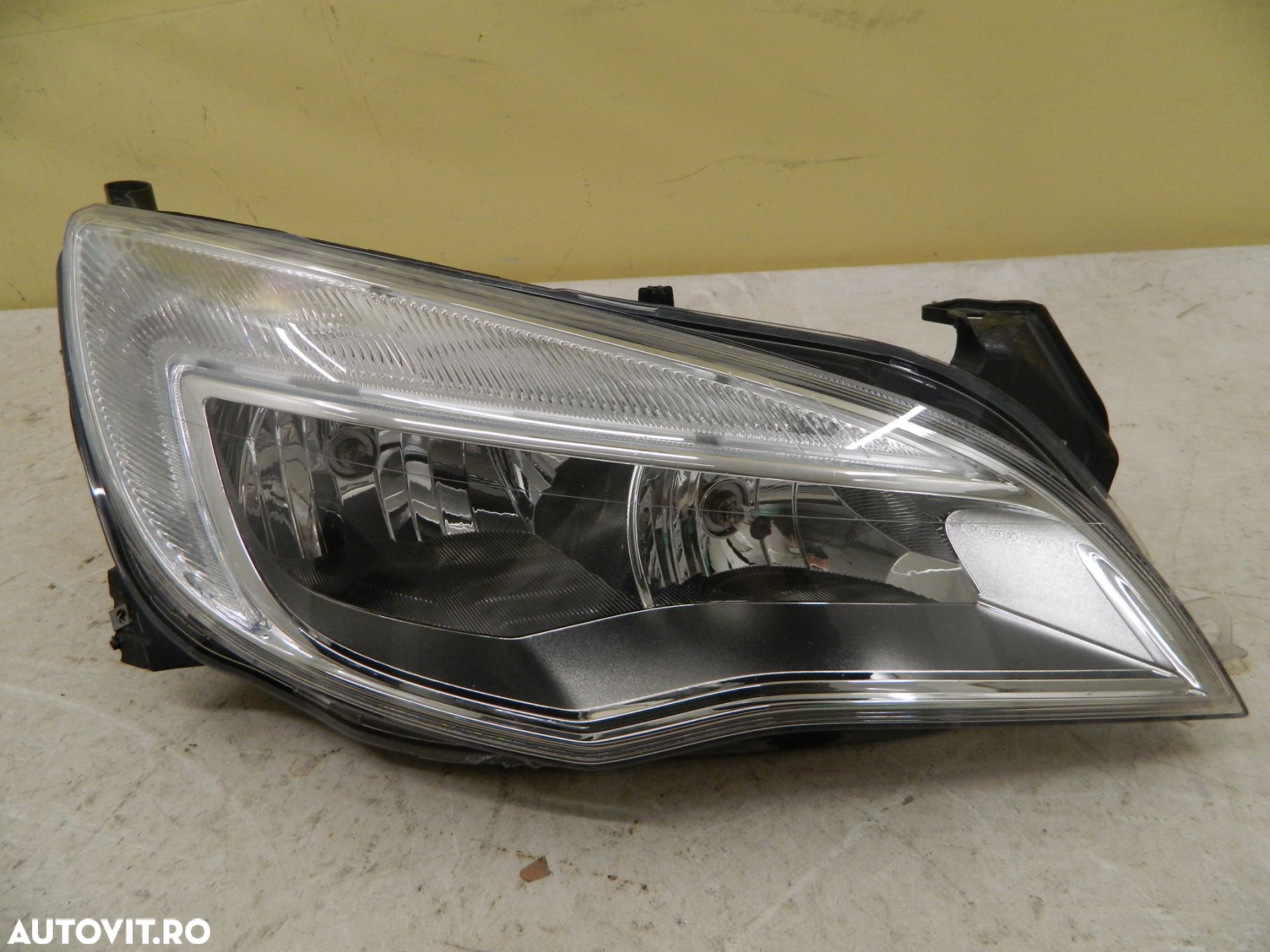 Far deapta Opel Astra J, 2009, 2010, 2011, 2012, cod origine 13253647. - 4