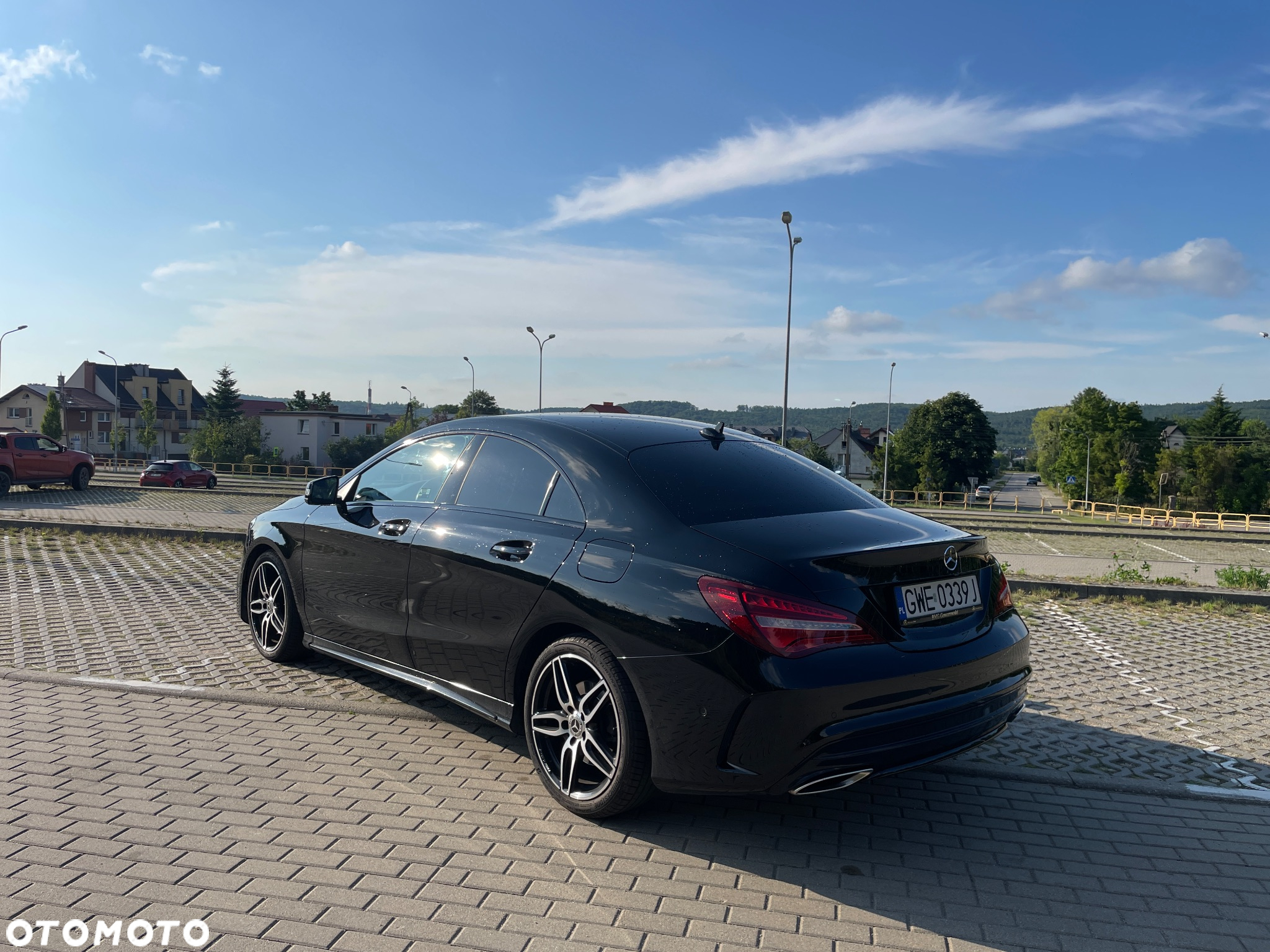 Mercedes-Benz CLA 220 4-Matic AMG Line - 3
