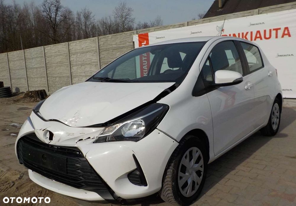 Toyota Yaris - 11