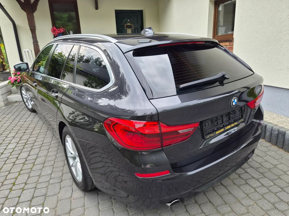 BMW Seria 5 530i Luxury Line - 7