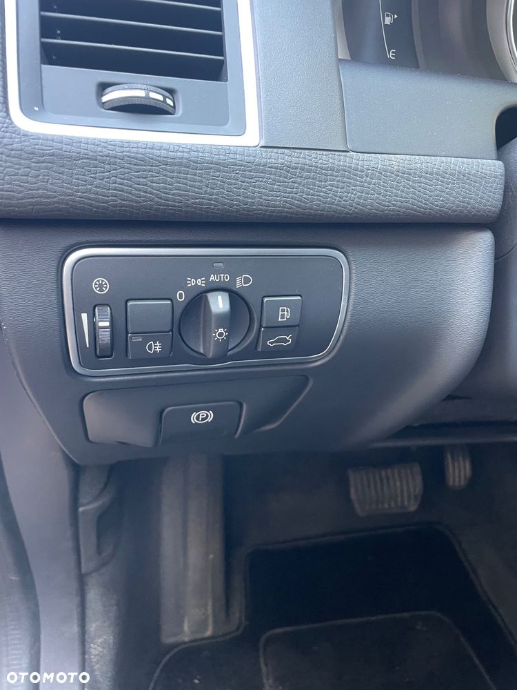 Volvo XC 60 D4 Geartronic Summum - 27