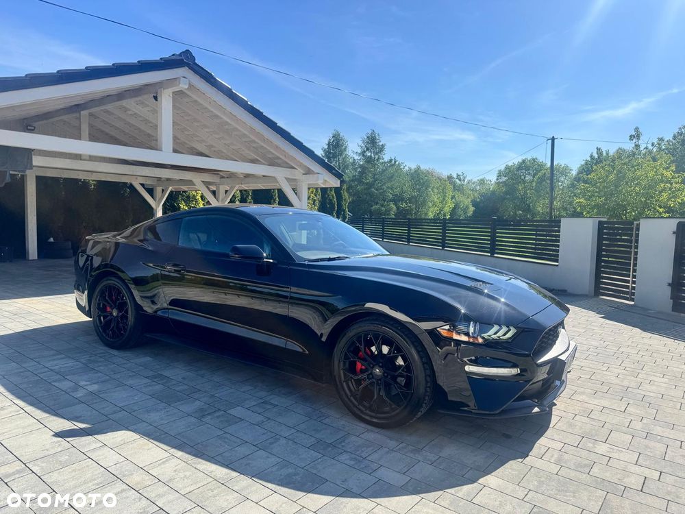 Ford Mustang - 3