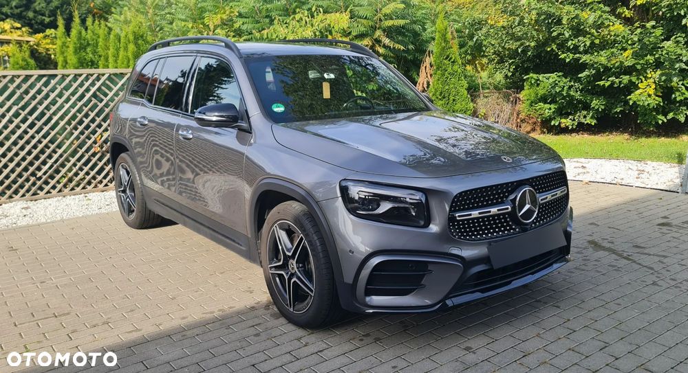 Mercedes-Benz GLB 220 d 4-Matic 8G-DCT - 11