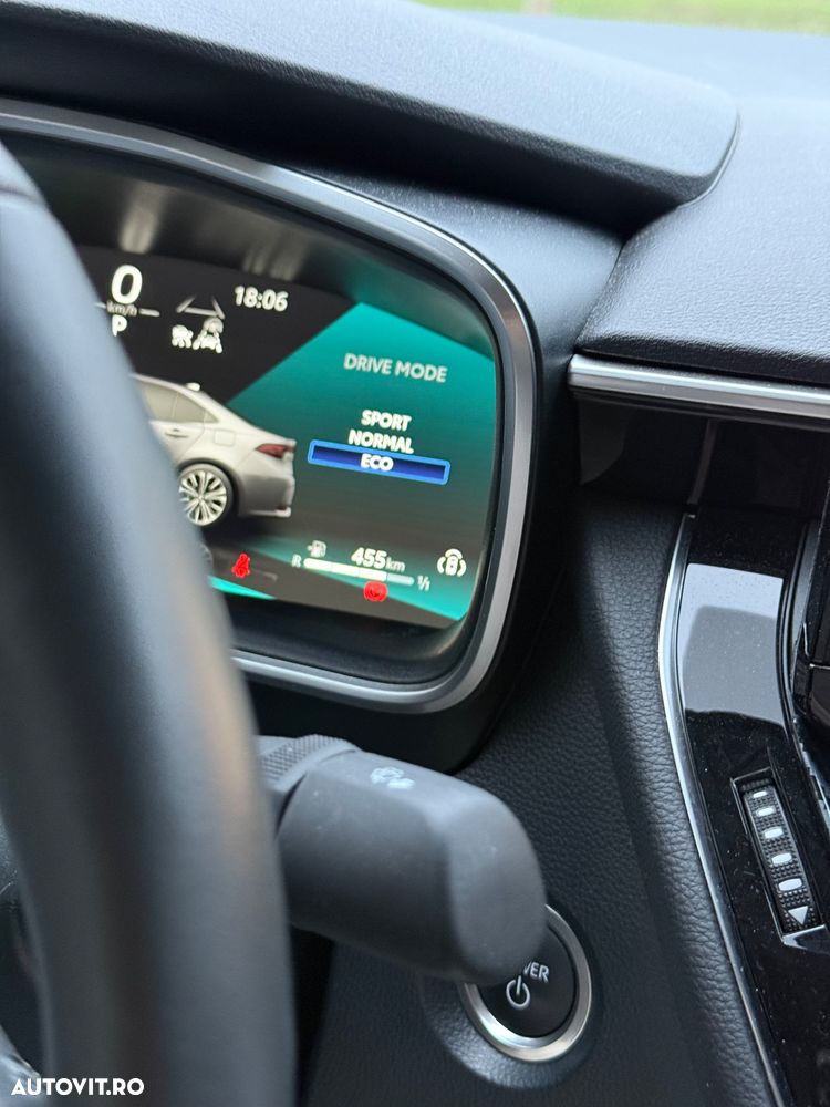 Toyota Corolla 1.8 HSD Dynamic - 14